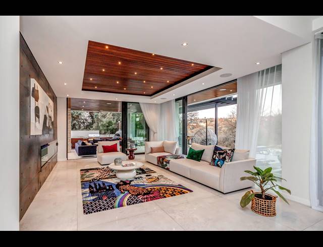 5 BEDROOM HOUSE FOR SALE IN DAINFERN GOLF ESTATE